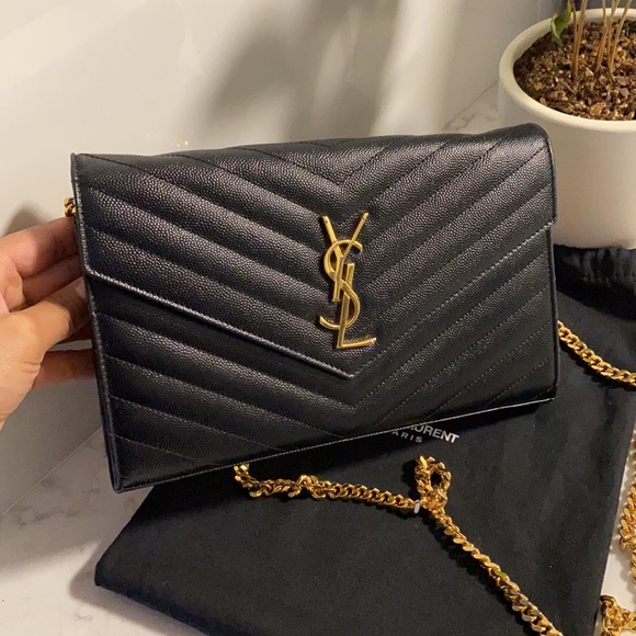 Saint Laurent monogram wallet on chain - Picture 6 of 6